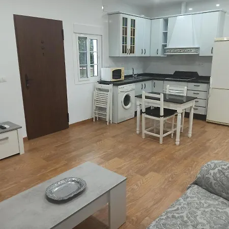 Novedad Centrico Con Porche Y Jardin Torremolinos