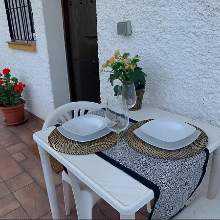 Apartment Novedad Centrico Con Porche Y Jardin